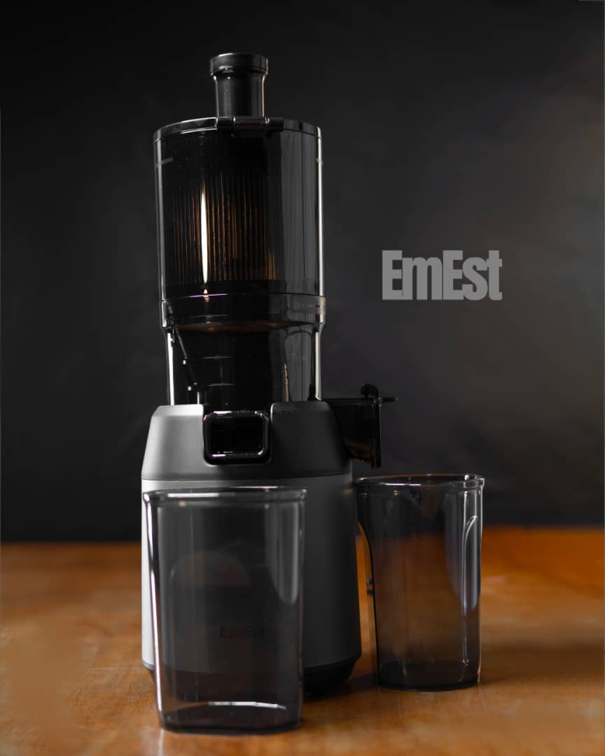 300W EmEst cold press juicer